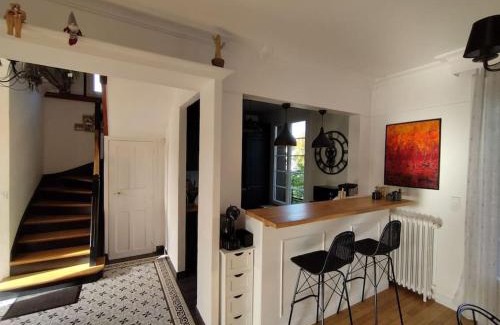 Lagny-sur-Marne Villa | Maison Jardin Jacuzzi proche Disney