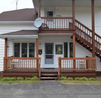 L'Anse-Saint-Jean Apartment | Maison l'héritage