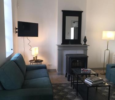 Boulleret House | Maison La Demi-Lune
