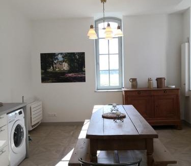 Boulleret House | Maison La Demi-Lune