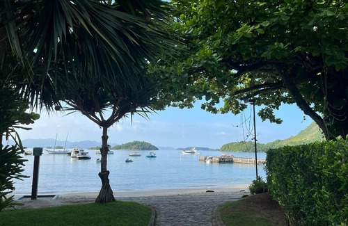 Mombaca House | Maison La Salamandre