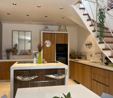 Ollioules Villa | Maison Leï Tapenié