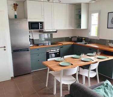 Brem Sur Mer House | Maison le Havre de la Gachère, 2 chambres, 2 salles d'eau, parking privé et jardin