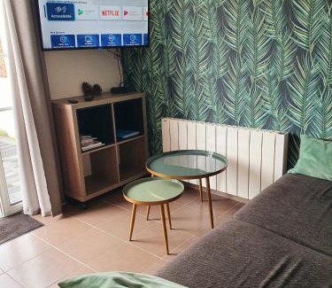 Brem Sur Mer House | Maison le Havre de la Gachère, 2 chambres, 2 salles d'eau, parking privé et jardin