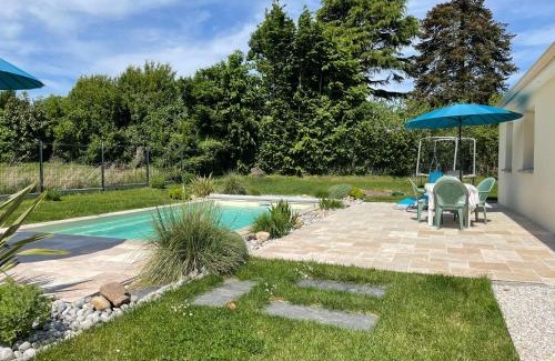 Garennes-sur-Eure House | Maison les coquelicots