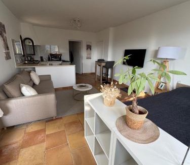 Falicon Apartment | Maison Lou
