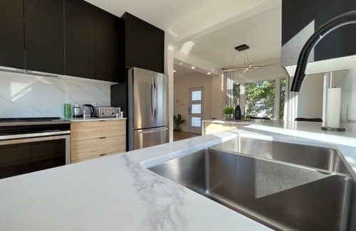 Mauricie House | Maison Luxueuse Avec vue sur le Fleuve St-laurent