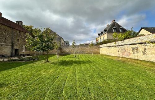 Quincerot House | Maison Marguerite, Maison de Charme,jacuzzi