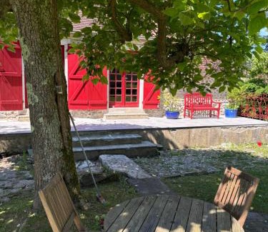 Tabaille-Usquain Apartment | Maison Melville