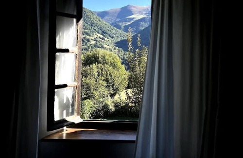 Saint-Lary House | Maison Miravel: House in the heart of the Pyrenees