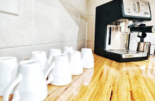 Wetmore House | Maison Modernè Unit A: Work + Play