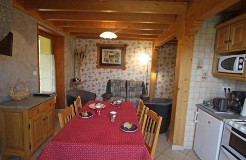 Saulxures-sur-Moselotte House | Maison montagnarde rénovée avec cheminée et randonnées - FR-1-589-281