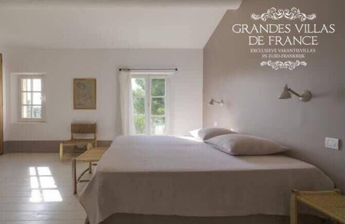 Maussane-les-Alpilles Villa | Maison Noble Summary: