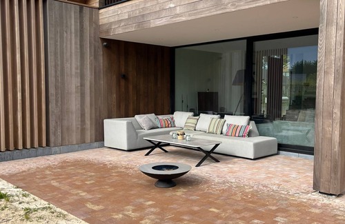 Sint-Idesbald House | Maison Neuve, 15 min de la Plage de St-idesbald. 8 Personnes. Terrasse Couverte