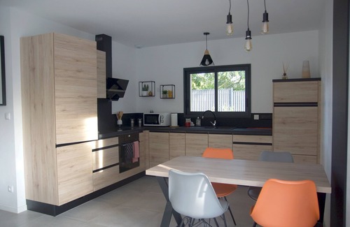 Soubise House | Maison Neuve, au Calme, vue Campagne