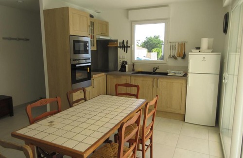 Saintes House | Maison neuve dans Saintes avec terrasse et jardin