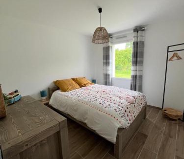 Le Bourdet House | Maison neuve tout confort avec jardin