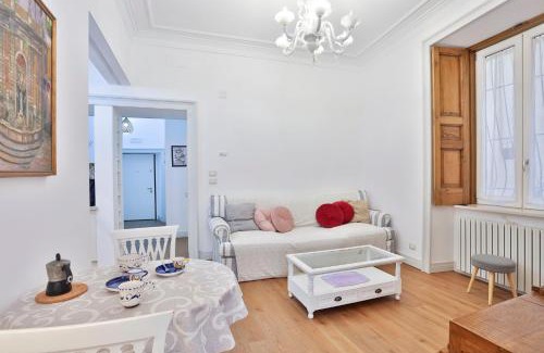 Rione Duomo Apartment | Maison Nicole - Central & Lovely Apartment