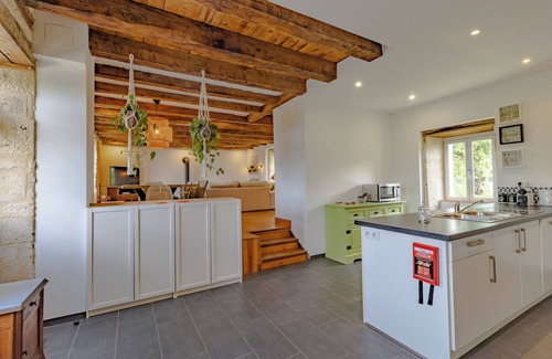 Paulin House | Maison Périgourdine de Caractère, 2-8 Personnes, Piscine, Située au Calme
