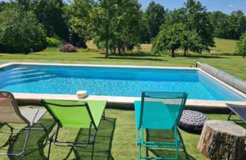Saint-Martial-de-Nabirat House | Maison*Piscine chauffée*SPA