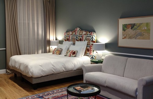 Le Bouscat Hotel | Maison Pavlov
