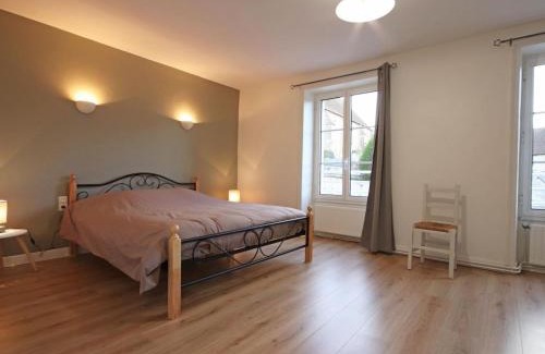La Mesniere House | Maison Percheronne Spacieuse avec Billard, Babyfoot, et Jardin Clos, Animaux Bienvenus ! - FR-1-497-65