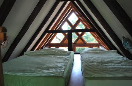Hoffen House | Maison Pittoresque