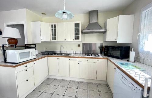 Bretignolles-sur-Mer House | Maison Plain-Pied avec Jardin Clos à 300m de la Mer - 4 Chambres - WiFi - Bretignolles-sur-Mer - FR-1-231-183