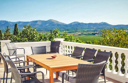 Garriguella House | Maison Pour 6 à 15 Personnes Avec vue sur la mer