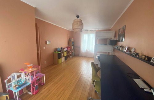 Crecy-en-Brie House | Maison Proche Disneyland Avec Jardin Idéal Pour les Familles 9 Personnes