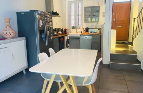 10th Arrondissement House | Maison Provencale Marseille