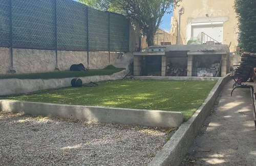 10th Arrondissement House | Maison Provencale Marseille