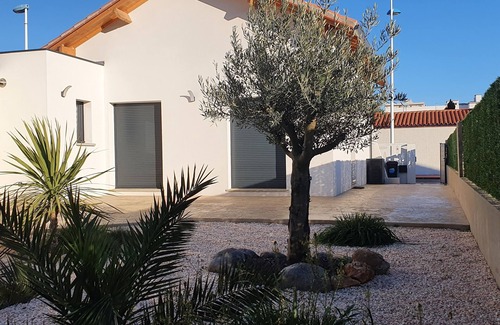 Le Grand Large House | Maison Rénovée à 5mn à Pied de la mer 5 Couchages Jardin et Terrasse