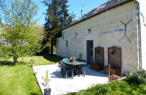 La Chapelle-sur-Loire House | Maison rénovée du XVIe, jardin clos, proche de la Loire et châteaux, tout inclus, équipements complets - FR-1-381-562