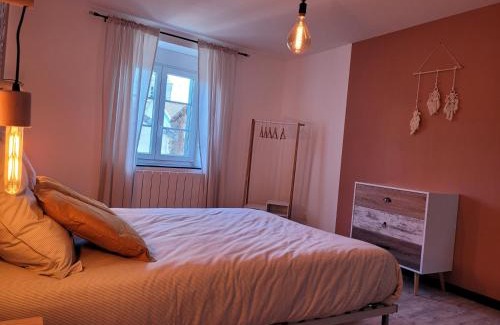 Dannevoux House | Maison rénovée au calme