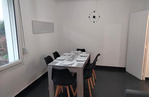 Imphy House | Maison rénovée aux bords de Loire