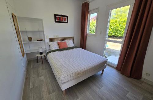 Saint-Thonan Apartment | Maison rénovée avec jardin - Calme et confort à la campagne
