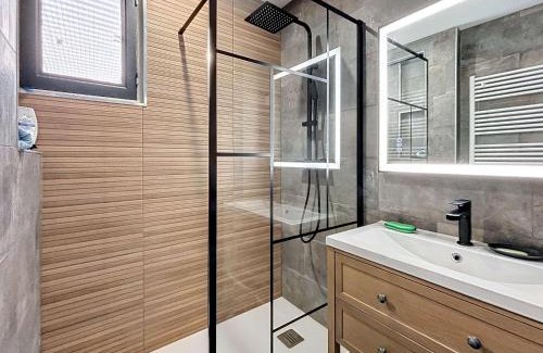 Granville House | Maison rénovée avec jardin, garage, parking et WiFi gratuit - FR-1-361-558