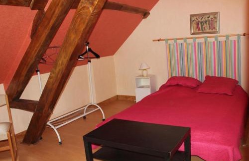 Neung-sur-Beuvron House | Maison rénovée en Sologne avec grand jardin, 3 chambres, proche Chambord et Zoo de Beauval - FR-1-491-398