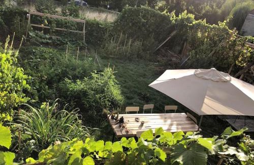 Annay-sur-Serein House | Maison rivière très calme près de Chablis et Noyers sur serein chez un céramiste designer