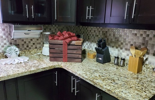 Gordon Town Apartment | Maison Romantic Getaway