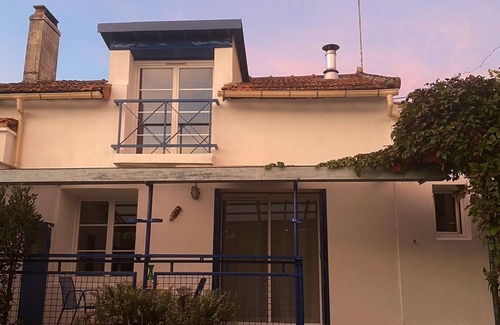 Cherac House | Maison Situé Entre Saintes et Cognac Proche de la N141.animaux Accepté