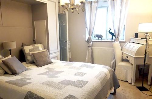 Les Houches House | Maison spacieuse avec jacuzzi à Saint-Georges-sur-Baulche