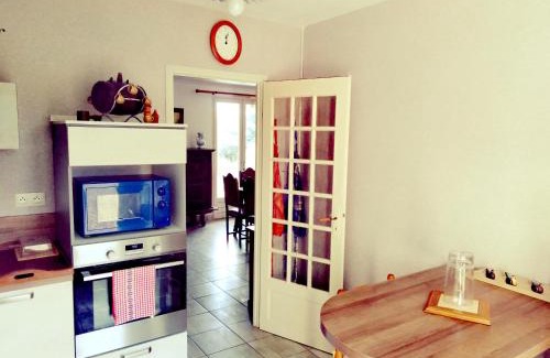 Disse-sous-le-Lude House | Maison située aux confins de la Vallée du Loir