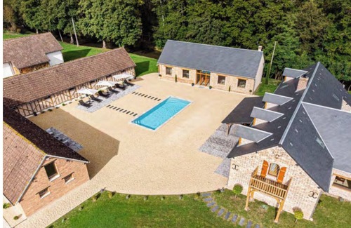Chaumont-sur-Tharonne House | Maison Sologne/écuries/piscine/plancha/salle de Sport/billard/tennis/étang/18 ha