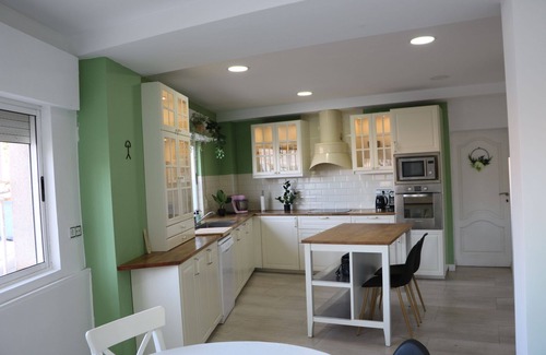 Aguilas House | Maison Spacieuse Avec Espaces Extérieurs au Coeur D'aguilas, à 200m de la Plage