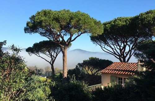 Cogolin House | Maison Super Vue Jacuzzi 10mn St Tropez Wifi Parking Clim