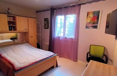 Ris House | Maison sur Grand Terrain Arboré à 15km de Vichy