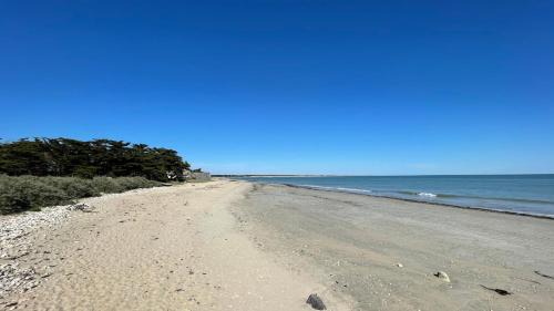 Ars-en-Re House | MAISON SUR LA PLAGE avec VUE MER PANORAMIQUE