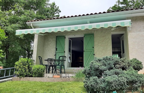 Linars House | Maison sur Terrain Arboré, à 10 min à Pied des Bords de Charente !